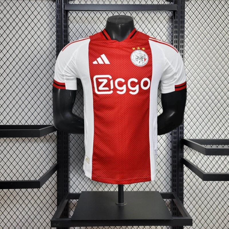 Ajax 25_26 - Local - Player